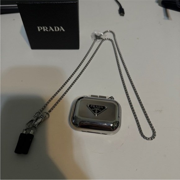 Cool Prada AirPods Case with Chain - Picture 11 of 12
